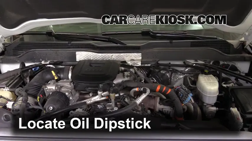 2015 Chevrolet Silverado 2500 HD LT 6.6L V8 Turbo Diesel Crew Cab Pickup Oil Check Oil Level